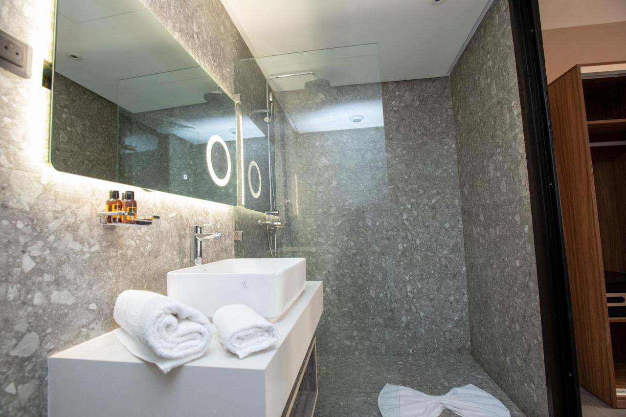 Address Hotel Касабланка Экстерьер фото